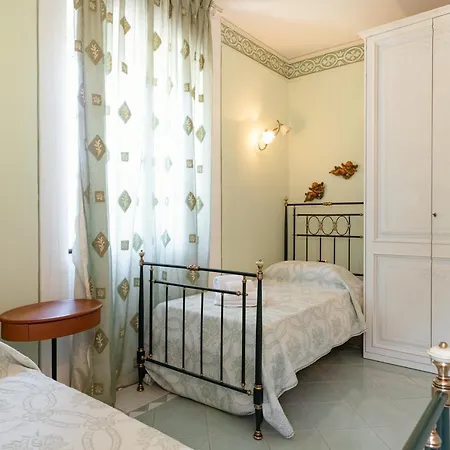 Lucca Franco'S Villa Diecimo Exterior photo